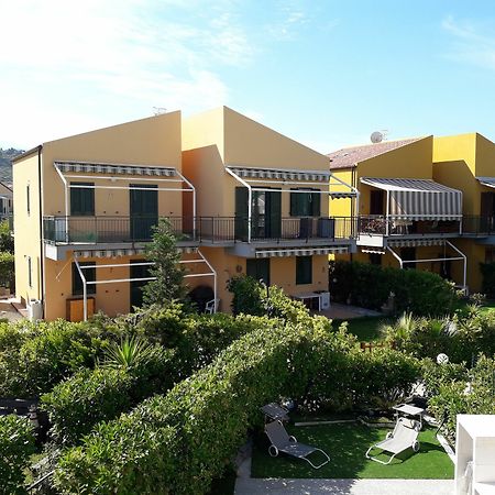 Villa Scenique Campofelice Di Roccella Εξωτερικό φωτογραφία